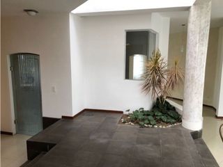 Foto 7 de Casa en renta, sector Cumbayá (Lumbisi)