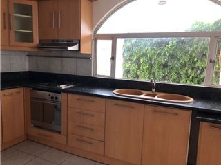 Foto 12 de Casa en renta, sector Cumbayá (Lumbisi)