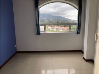 Foto 18 de Casa en renta, sector Cumbayá (Lumbisi)