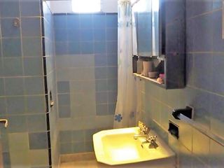 PH en venta - 2 dormitorios 1 baño - 212mts2 - Villa Elvira
