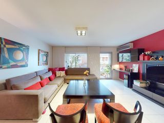 Departamento de Tres dormitorios en Venta en La Plata