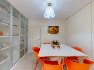 Departamento de Tres dormitorios en Venta en La Plata