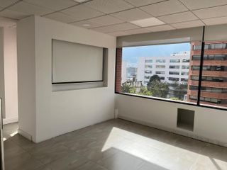La Coruña, Oficina en renta, 200 m2, 8 ambientes, 2 baños, 5 parqueaderos