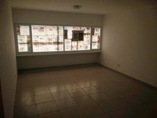Foto 16 de SE ALQUILAN OFICINAS EN COMPLEJO VENEZUELA 114 DE VIEDMA