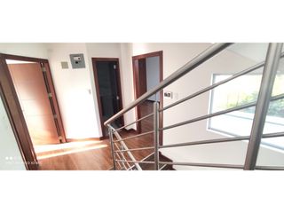 Foto 20 de Vendo casa por estrenar al Sur de Loja