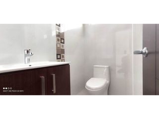 Foto 12 de Vendo casa por estrenar al Sur de Loja