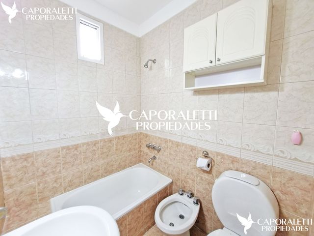 Venta De Departamento Semipiso De 3 Ambientes En Quilmes