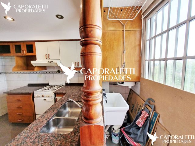 Venta De Departamento Semipiso De 3 Ambientes En Quilmes