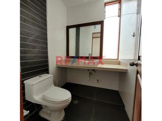 Foto 5 de La opción ideal para empresas y familias que buscan una propiedad amplia, segura y muy bien ubicada en una de las urbanizaciones más exclusivas de la