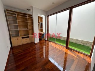 Foto 4 de La opción ideal para empresas y familias que buscan una propiedad amplia, segura y muy bien ubicada en una de las urbanizaciones más exclusivas de la