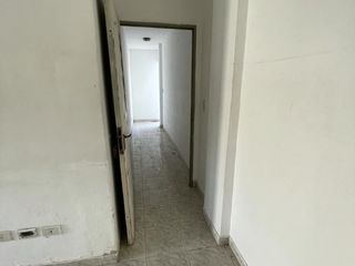 Foto 3 de Departamento en venta en Villa Luzuriaga