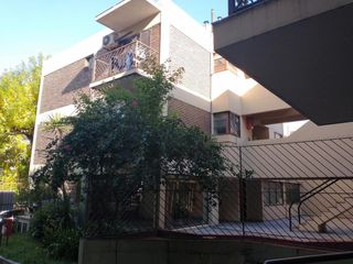 Foto 2 de Cochera - Barracas. Muy buena ubicación!