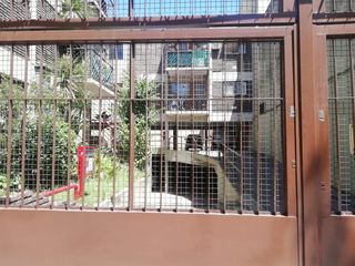 Foto 1 de Cochera - Barracas. Muy buena ubicación!