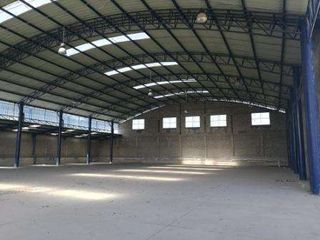 Foto 2 de ARRIENDO GALPON SUR DE QUITO, USO INDUSTRIAL.