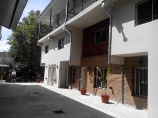 Foto 17 de Departamento 3 AMB CON PATIO Y  cochera. tigre. tacuari 255. todo incluido(  no abona expensas. abl agua )