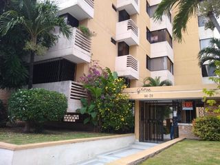 Foto 1 de apartamento en venta en altos de riomar. Cod V12530