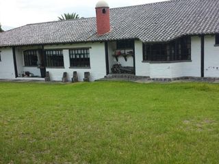 Foto 3 de CASA EN  LA URBANIZACIÓN VIÑA ALTA  * CONSTRUCCIÓN 280 M2.  TERRENO 1.800 * SEGURIDAD Y GUARDANIA