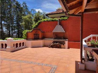 Casa en Renta Sector Monteserrin Urb. Campo Alegre Quito