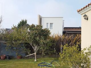 Foto 34 de Casa Venta Comahue Golf Club Neuquén, 3 dormitorios, 3 baños, escritorio y jardín