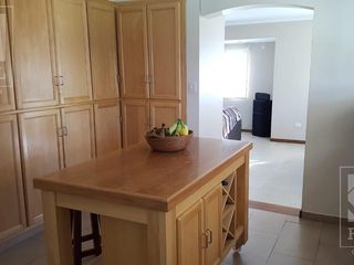 Foto 13 de Casa Venta Comahue Golf Club Neuquén, 3 dormitorios, 3 baños, escritorio y jardín