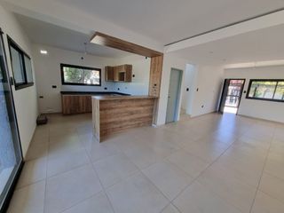 Foto 5 de VENTA DE CASA EN Juana Koslay