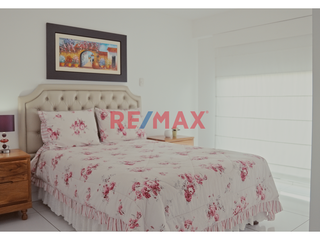 Foto 5 de 🌊 ¡Vive la experiencia de Huanchaco todos los días! 🏖️

🏡 Tu próximo hogar te espera en un tercer piso con ASCENSOR, diseñado para brindarte comodid