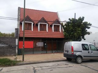 Casa en La Plata Calle 34  e/ 10 y 11 Dacal Bienes Raices