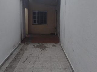 PH 3 AMB. ENTRADA INDIVIDUAL, A MTS DE LA ESTACION J L SUAREZ, APTO CREDITO.