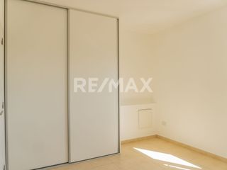 Venta departamento dos dorm cochera Costa Terra