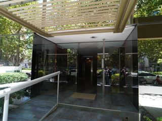 Departamento Un Dormitorio Amoblado con Amenities sobre Bv. Oroño