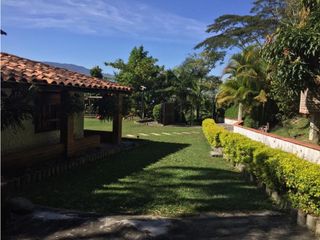 Hermosa finca en Barbosa