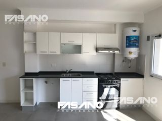 EXCLUSIVO MONOAMBIENTE C/ COCHERA - TIGRE CENTRO
