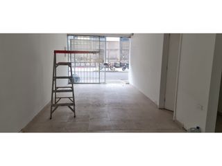 Foto 3 de RENTO CASA COMERCIAL 499M2 - AUTO NORTE CON 104 ZONA MEDICA PASADENA