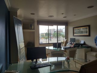 Foto 8 de Venta de oficina amoblada de 165m2 en Av. Fco. de Orellana