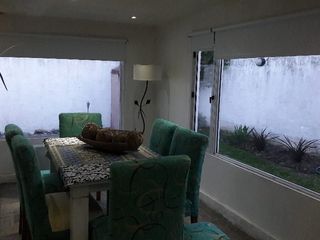 Chalet PH en venta en Castelar Norte