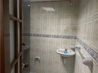 Foto 11 de Casa Comercial esquinera  Calle 71C bis - Bogotá