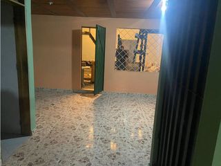 Foto 10 de Casa Comercial esquinera  Calle 71C bis - Bogotá