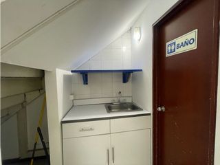 Foto 5 de RENTA-VENTA LOCAL ISERRA 100