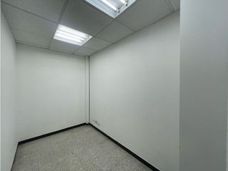 Foto 4 de RENTA-VENTA LOCAL ISERRA 100