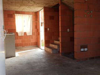 Casa De 2 Niveles Para Remodelar En Candelaria, Valle Del Cauca