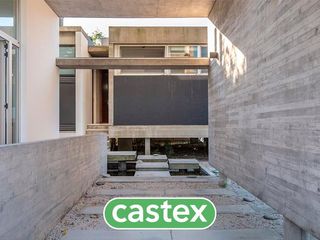 Foto 2 de Casa en venta en Santa Catalina con salida al río
