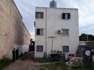 Foto 4 de VENDO COMPLEJO DE 4 DPTOS DE 2 DOR + COCHERAS VILLA CORINA