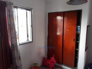 Foto 1 de VENDO COMPLEJO DE 4 DPTOS DE 2 DOR + COCHERAS VILLA CORINA