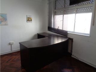 Foto 4 de ALQUILER DE OFICINA  MORENO 1600