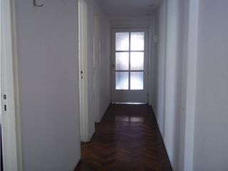 Foto 15 de ALQUILER DE OFICINA  MORENO 1600