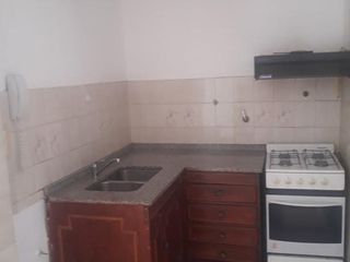 Foto 5 de DEPARTAMENTO EN PLENO CENTRO. SOBRE PEATONAL. DOS DORMITORIOS