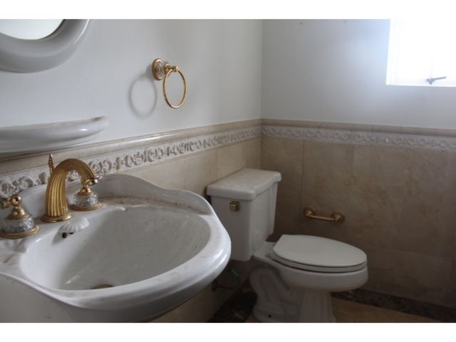 Arriendo hermosa Casa Santa Ana, Bogotá