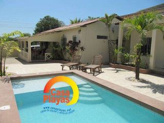 Foto 1 de Alquiler de Casa con Piscina en Playas Villamil, Sector Humboldt, 19 personas