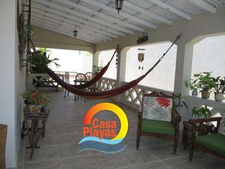 Foto 3 de Alquiler de Casa con Piscina en Playas Villamil, Sector Humboldt, 19 personas