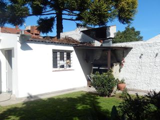 Casa 5 ambientes en barrio los Cedros - Quilmes Oeste